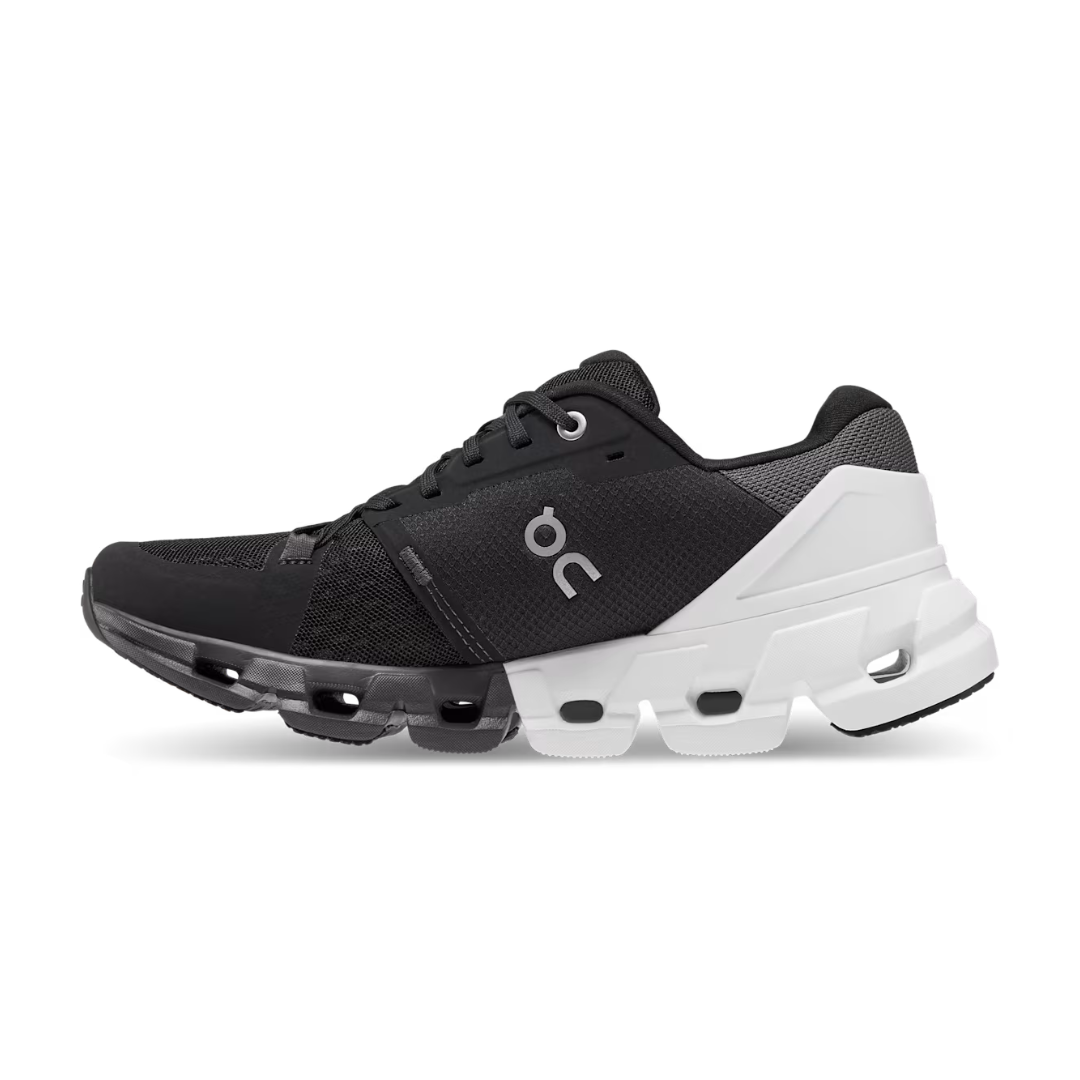 On Running Cloudflyer 4 Black/White