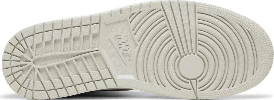 Jordan 1 Retro High OG White Cement
