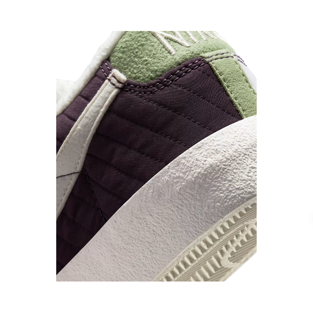 Nike Blazer 77 Low Premium Medium green