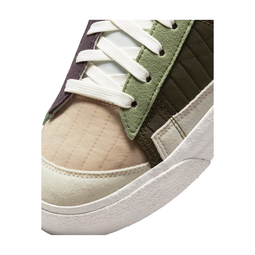Nike Blazer 77 Low Premium Medium green