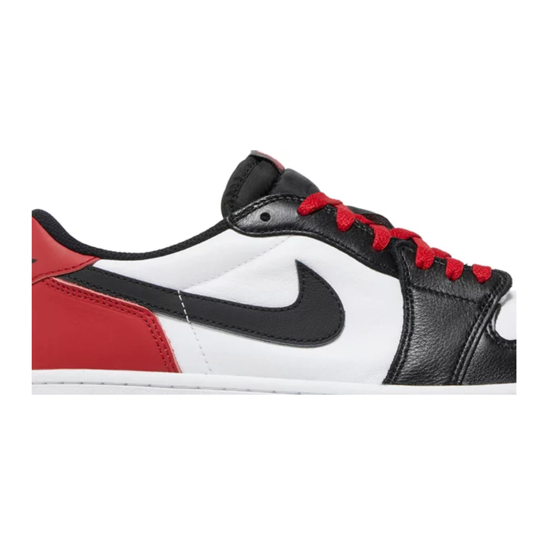 Jordan 1 Retro Low OG Black Toe (2023)