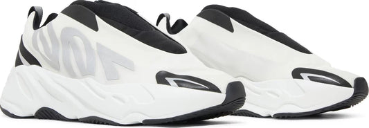 Adidas Yeezy Boost 700 MNVN Laceless Analog
