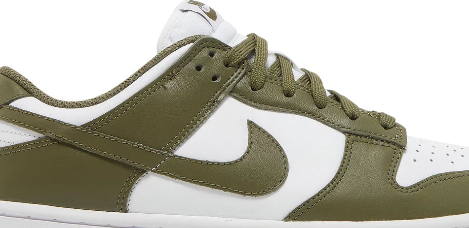 Nike Dunk Low Medium Olive (W)