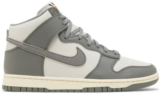 Nike Dunk High Vintage Light Bone Grey