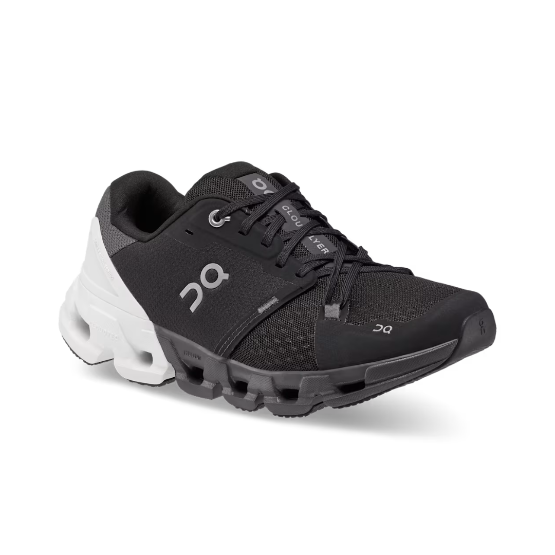 On Running Cloudflyer 4  Black/White