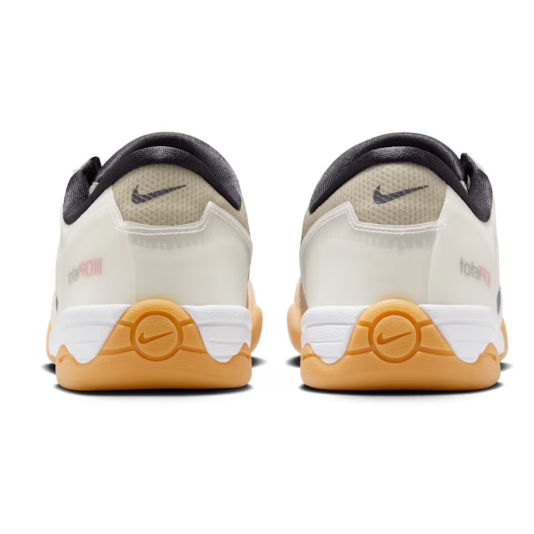 Nike Total 90 White and Black
