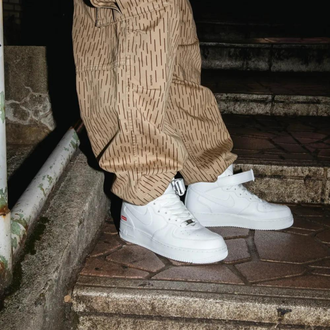 Nike Air Force 1 Mid  Supreme White