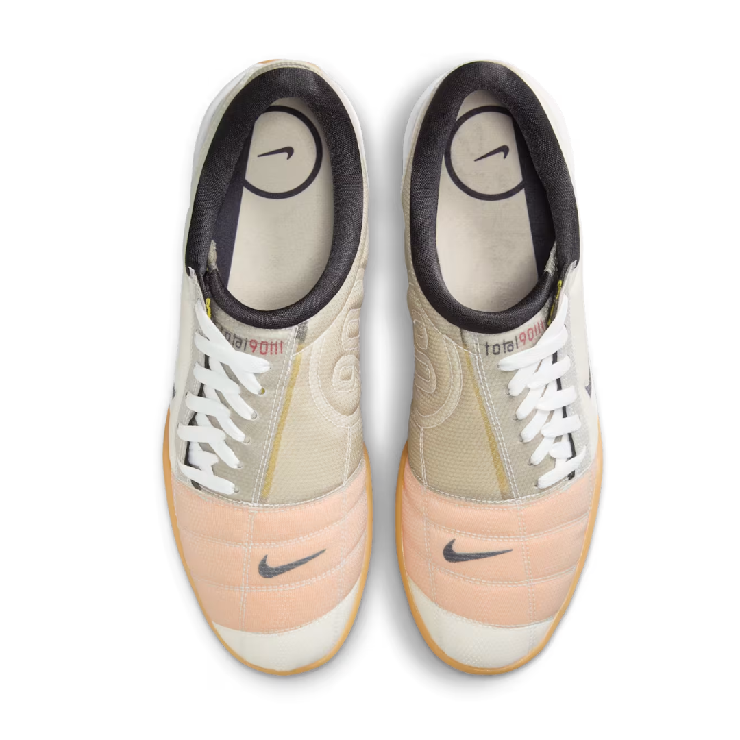 Nike Total 90 White and Black