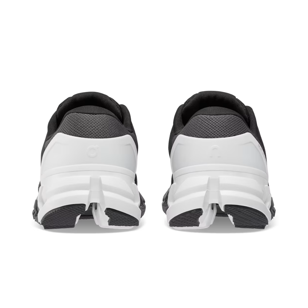 On Running Cloudflyer 4  Black/White
